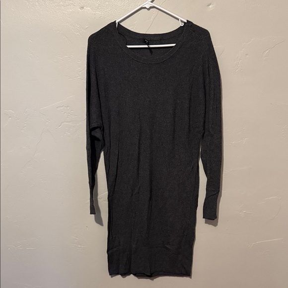 Romeo & Juliet Couture Dresses & Skirts - Romeo & Juliet Couture Charcoal Sweater Dress Small